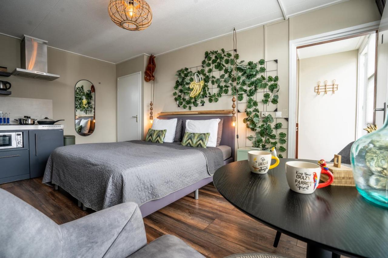 The Lion King - 6 Person Linked Apartment With Roof Terrace Groninga Exterior foto